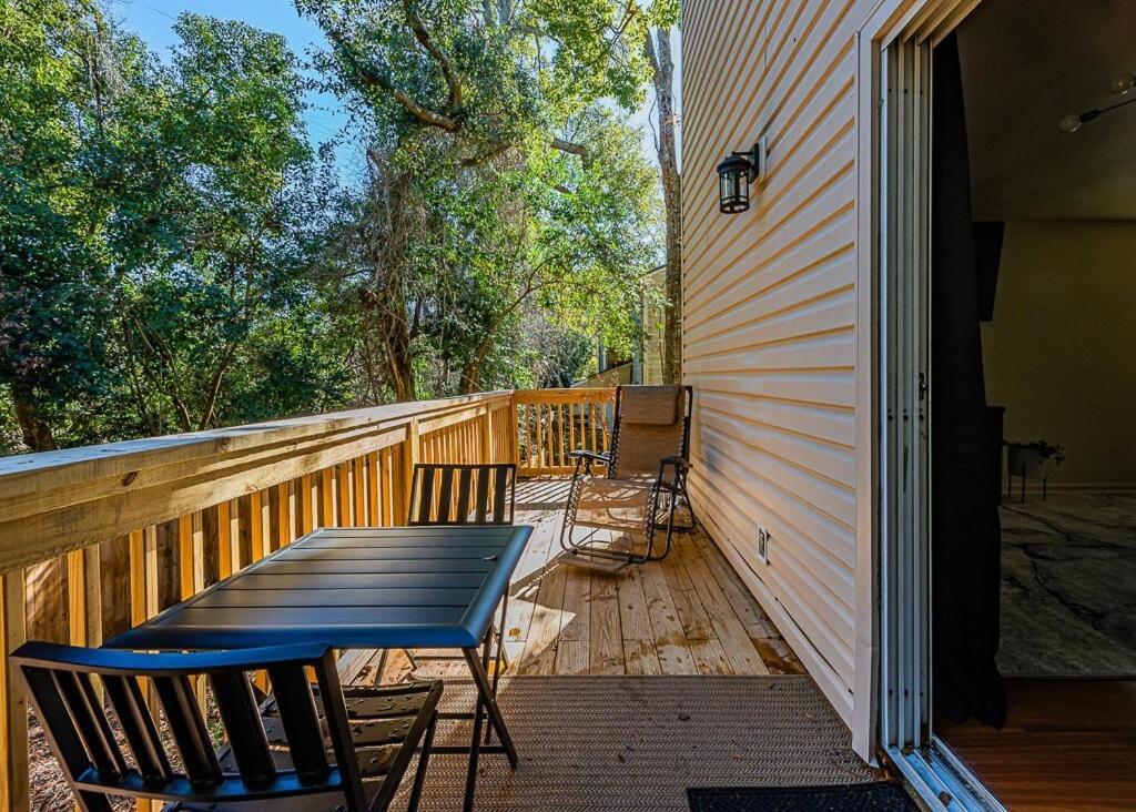 Cozy Townhome Retreat With King Bed Near I-10, Capitol, Fsu & Famu Tallahassee Ngoại thất bức ảnh