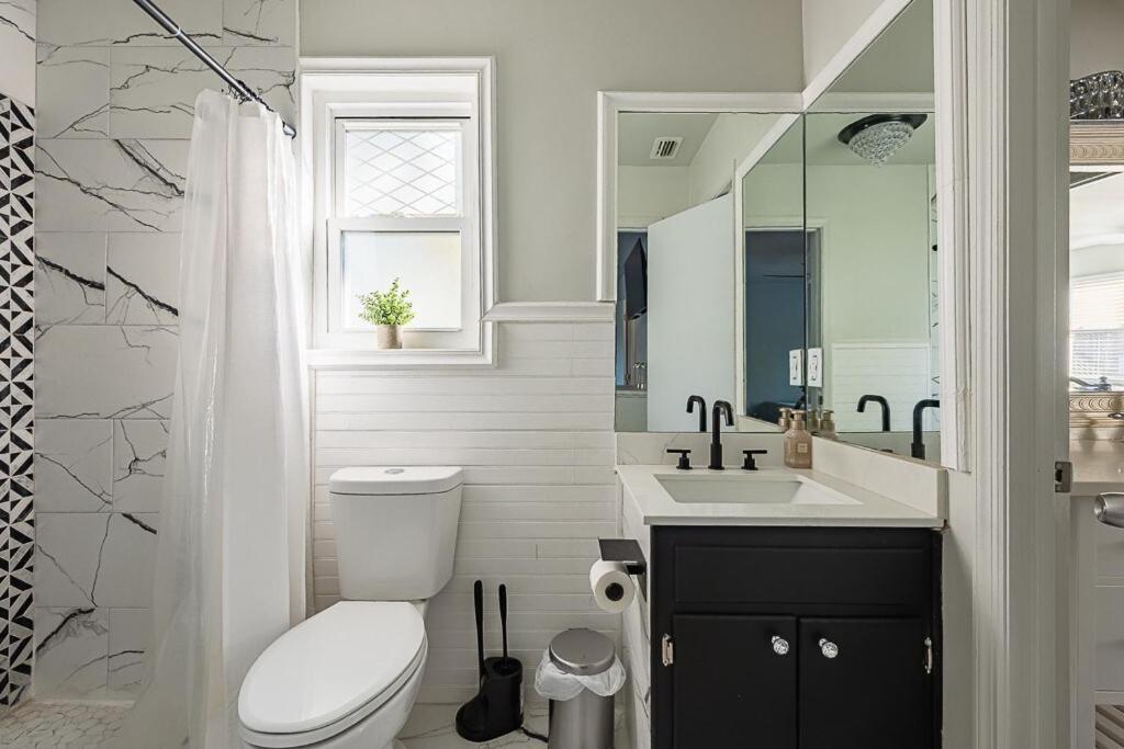 Cozy Townhome Retreat With King Bed Near I-10, Capitol, Fsu & Famu Tallahassee Ngoại thất bức ảnh
