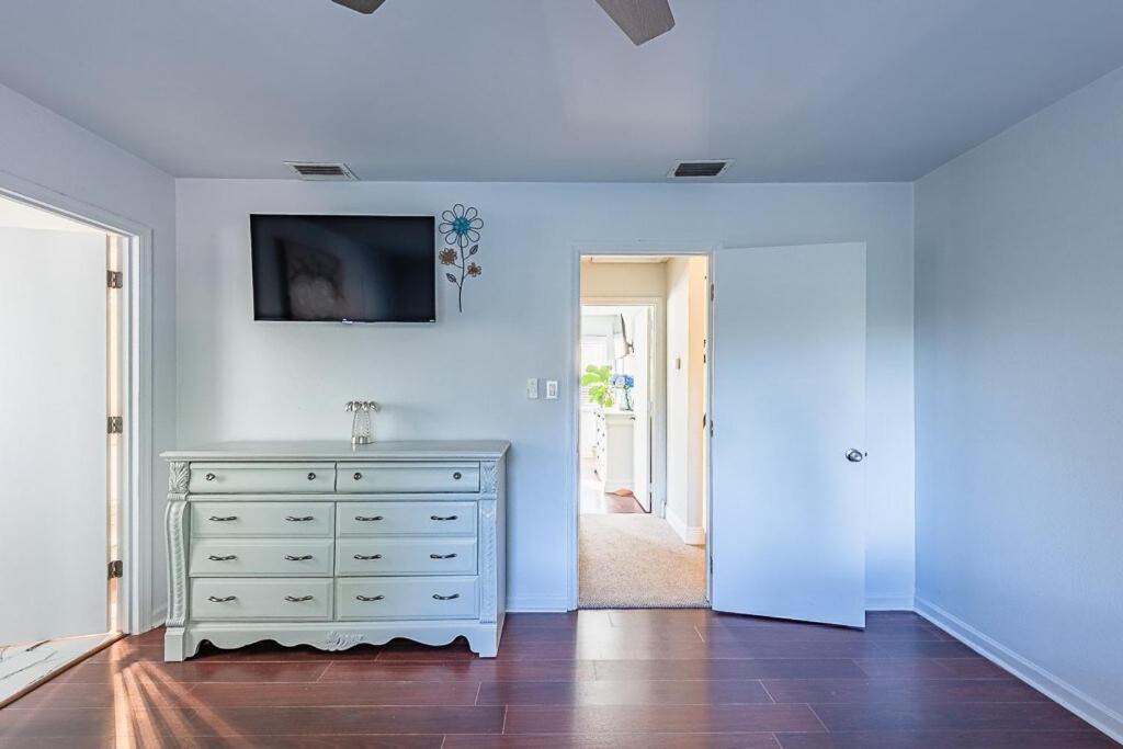 Cozy Townhome Retreat With King Bed Near I-10, Capitol, Fsu & Famu Tallahassee Ngoại thất bức ảnh