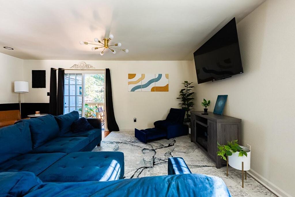 Cozy Townhome Retreat With King Bed Near I-10, Capitol, Fsu & Famu Tallahassee Ngoại thất bức ảnh