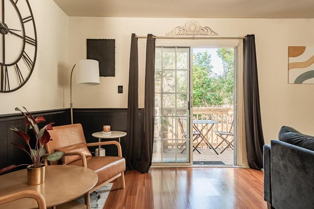 Cozy Townhome Retreat With King Bed Near I-10, Capitol, Fsu & Famu Tallahassee Ngoại thất bức ảnh