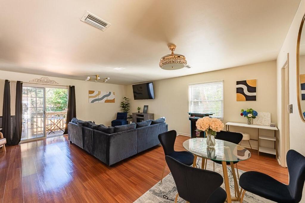 Cozy Townhome Retreat With King Bed Near I-10, Capitol, Fsu & Famu Tallahassee Ngoại thất bức ảnh